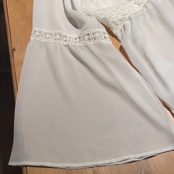 NWT Sz 3 Torrid plus size white blouse shirt party dress casual top flowy - Picture 4 of 9